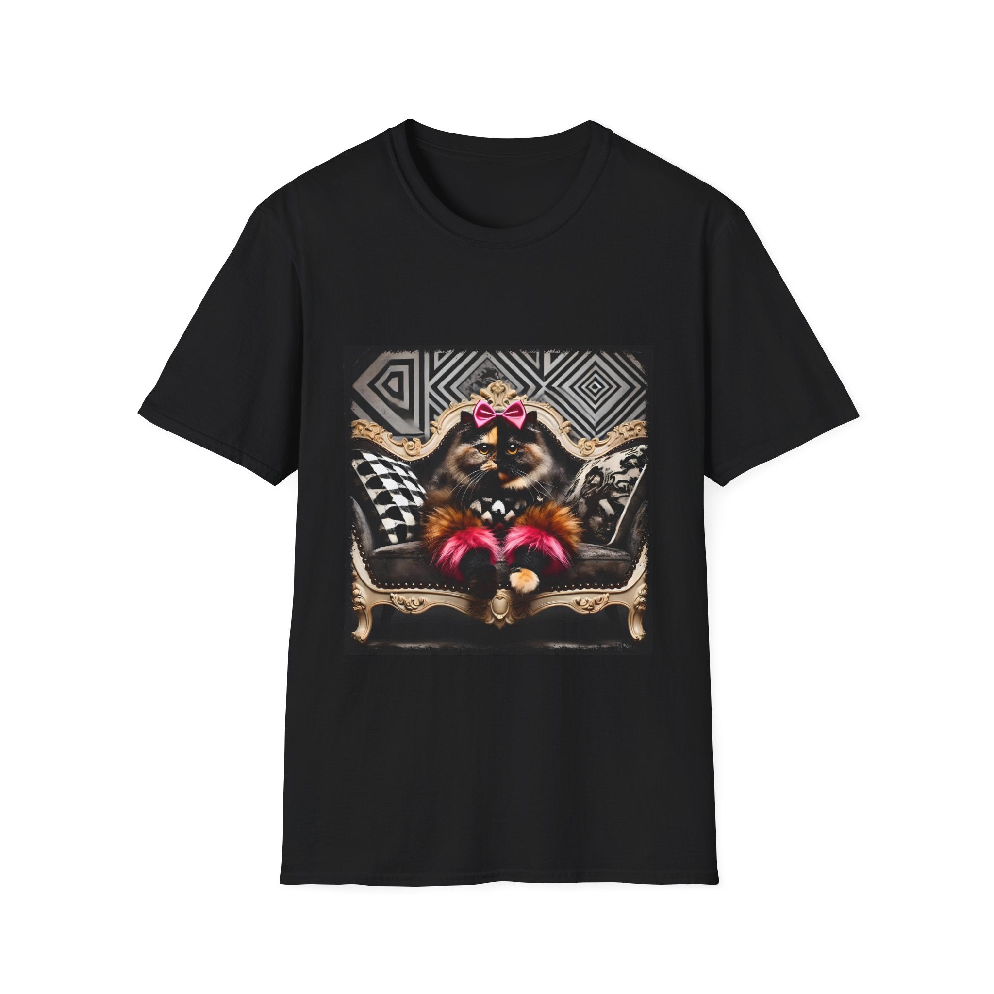 Tortoiseshell Cat Trendsetter | Unisex Cat T-Shirt